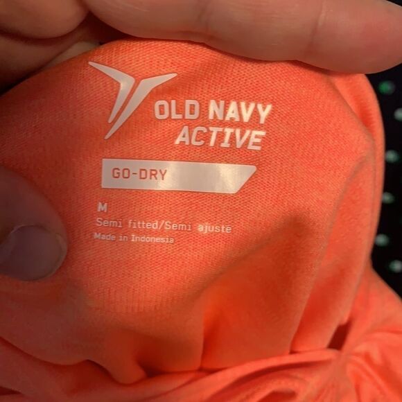 Old Navy Active Pullover size medium - Picture 6 of 9